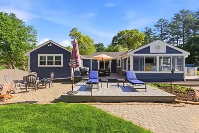 552 Mattakeesett St, Pembroke, MA 02359 - Photo 25