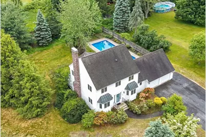 4 Meadow Dr, Littleton, MA 01460 - Photo 3