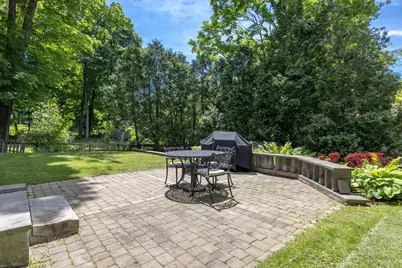 9 Spring Hill Road, Boston, MA 02136 - Photo 3
