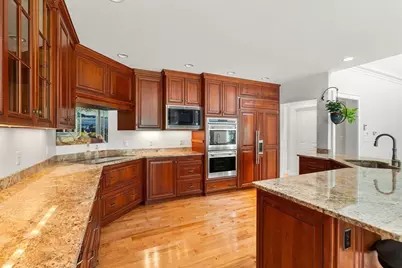 186 Foster St, Littleton, MA 01460 - Photo 3