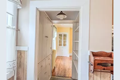 22 Union Street, Greenfield, MA 01301 - Photo 9
