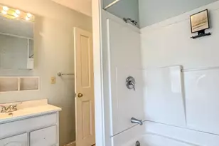 22 Union St, Greenfield, MA 01301 - Photo 29