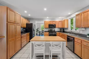 29 Station St, Stoughton, MA 02072 - Photo 13