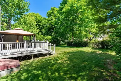 29 Station St, Stoughton, MA 02072 - Photo 27