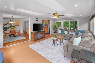 27 Searle Street, Georgetown, MA 01833 - Photo 3