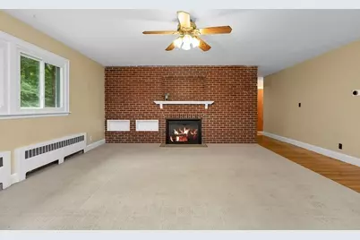 301 Lincoln St, Franklin, MA 02038 - Photo 15