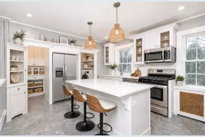 83 Union St, Rockland, MA 02370 - Photo 5
