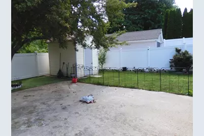 194 Oakland Ave, Methuen, MA 01844 - Photo 25