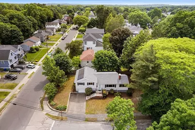 4 June Ln, Newton, MA 02458 - Photo 35