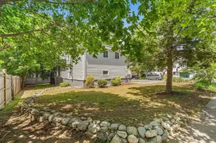 4 June Ln, Newton, MA 02458 - Photo 33