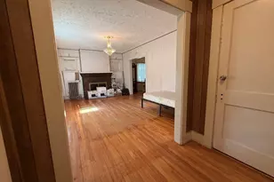 18 Pleasant St, Fitchburg, MA 01420 - Photo 13