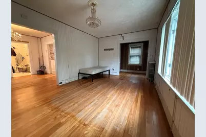 18 Pleasant St, Fitchburg, MA 01420 - Photo 11