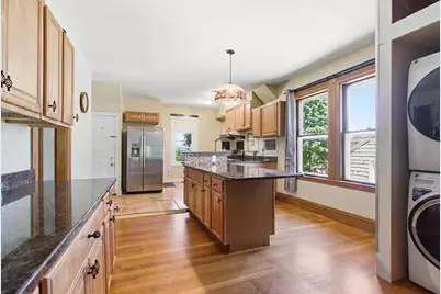 305 Central St, Newton, MA 02466 - Photo 9