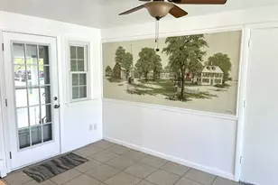 110 Longmeadow Dr, Lowell, MA 01852 - Photo 9