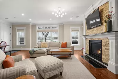 9 M St #2, Boston, MA 02127 - Photo 7