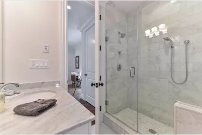 9 M St #2, Boston, MA 02127 - Photo 23