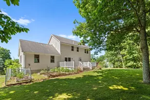 49 Larson Ave, Leominster, MA 01453 - Photo 37