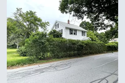 3 Lowell St, Burlington, MA 01803 - Photo 3