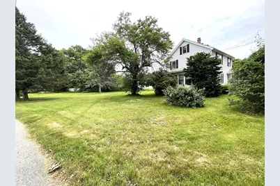 3 Lowell St, Burlington, MA 01803 - Photo 5
