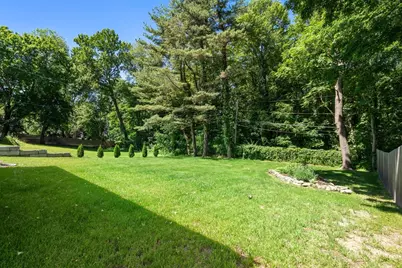 119 Newton Ave N, Worcester, MA 01609 - Photo 33