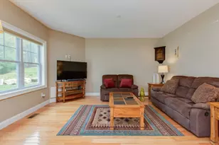 89 Woodview Way, Manchester, NH 03102 - Photo 21