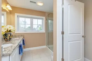 89 Woodview Way, Manchester, NH 03102 - Photo 31
