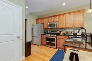 89 Woodview Way, Manchester, NH 03102 - Photo 15