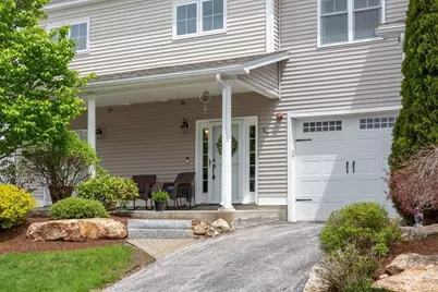 89 Woodview Way #89, Manchester, NH 03102 - Photo 3