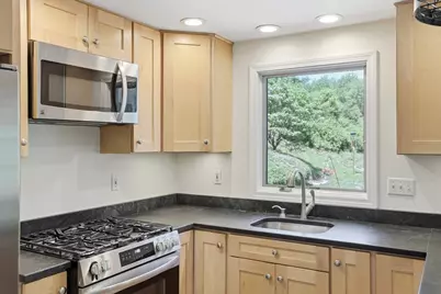32 Wychwood Drive, Littleton, MA 01460 - Photo 13
