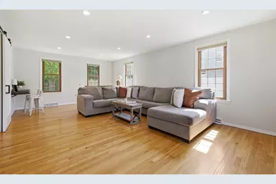 100 Beacon Hill Rd, West Springfield, MA 01089 - Photo 9