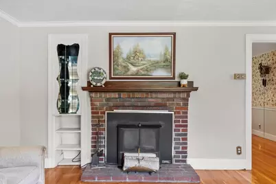 9 Oaklandvale Ave, Saugus, MA 01906 - Photo 7