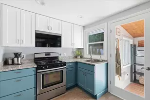72 Josh Gray Rd, Rockland, MA 02370 - Photo 3