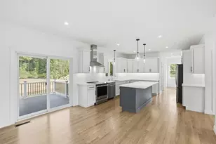294 Salem Rd, Dracut, MA 01826 - Photo 5