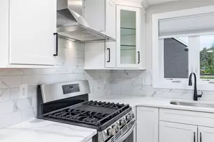 13 James Coffin Way, Middleton, MA 01949 - Photo 9