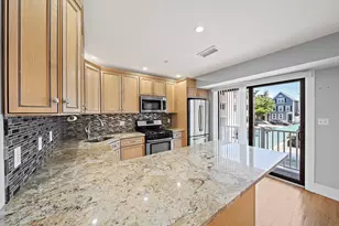 184 Athens St, Boston, MA 02127 - Photo 7
