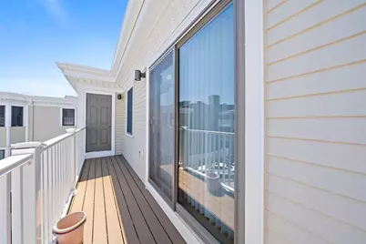 184 Athens St #3, Boston, MA 02127 - Photo 19