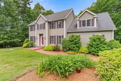 15 Gervais Way, Uxbridge, MA 01569 - Photo 1