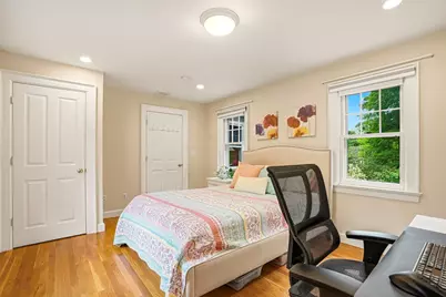 26 Leach Ln, Natick, MA 01760 - Photo 23