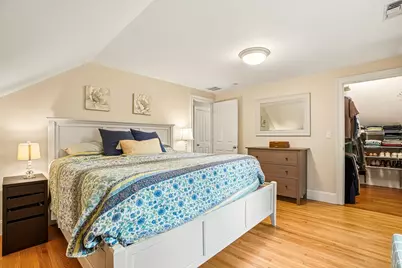 26 Leach Ln, Natick, MA 01760 - Photo 17
