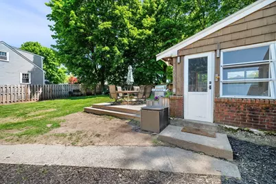 15 Quannapowitt Ave, Wakefield, MA 01880 - Photo 23