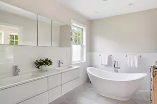 879 Tremont St, Duxbury, MA 02332 - Photo 11
