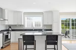 9 Blossom Dr, Plymouth, MA 02360 - Photo 7