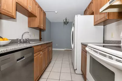 103 Newman Rd #17, Malden, MA 02148 - Photo 1