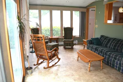 20 Exeter Street, West Springfield, MA 01089 - Photo 17