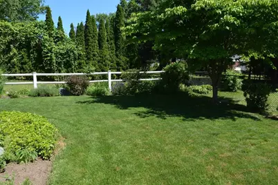 20 Exeter Street, West Springfield, MA 01089 - Photo 39