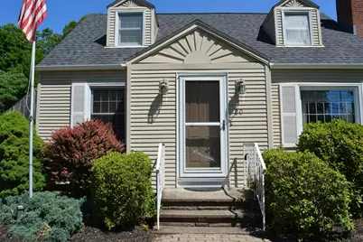20 Exeter Street, West Springfield, MA 01089 - Photo 5