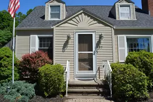 20 Exeter St, West Springfield, MA 01089 - Photo 5