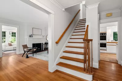 215 Dorset Road, Newton, MA 02468 - Photo 5