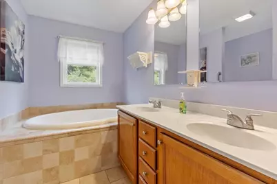 240 Farley Rd, Wendell, MA 01379 - Photo 15