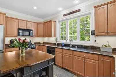 63 Caddyshack Dr, Chicopee, MA 01020 - Photo 11